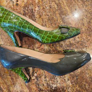 Anyui Lu Pumps with Decorative Buckle - Green and Grey